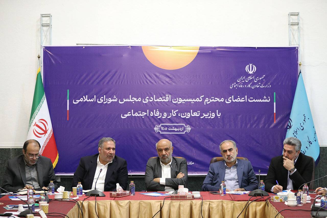 تاکید بر افزایش اعتبار کالا برگ الکترونیک تاکید بر افزایش اعتبار کالا برگ الکترونیک